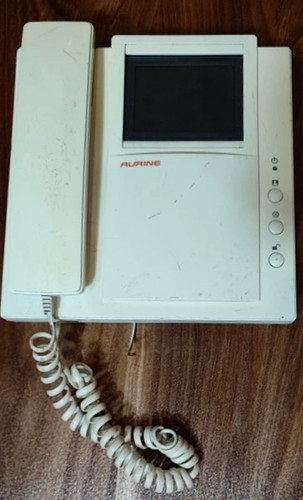آیفون تصویری AURINE A4-F2 رنگی (استوک)
