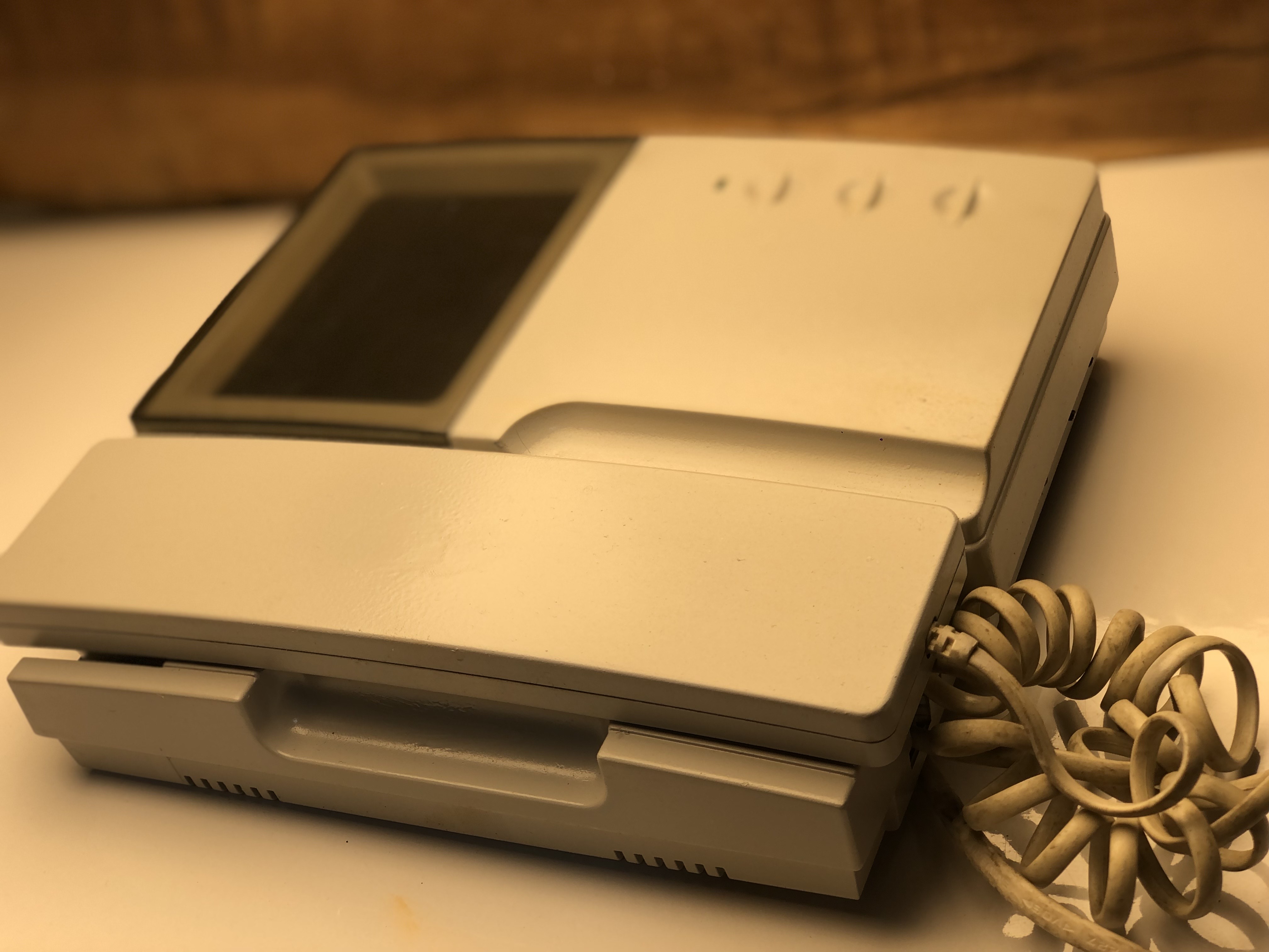 آیفون تصویری simaran رنگی مدل  4HP - پنل دربازکن تصویری سیماران طوسی (استوک)آیفون تصویری طوسی