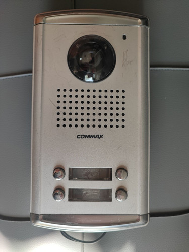 آیفون تصویری پنل بیرونی ۴واحدی کماکس دوربین رنگی commax پنل جلودری |( استوک ) commax پنل دربازکن تصویری کوماکس کره ای با سووییچر