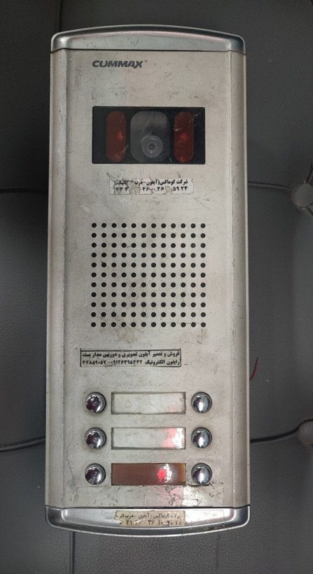 آیفون تصویری پنل بیرونی ۶ واحدی کماکس دوربین سیاه سفید ( استوک )commax پنل دربازکن تصویری کوماکس